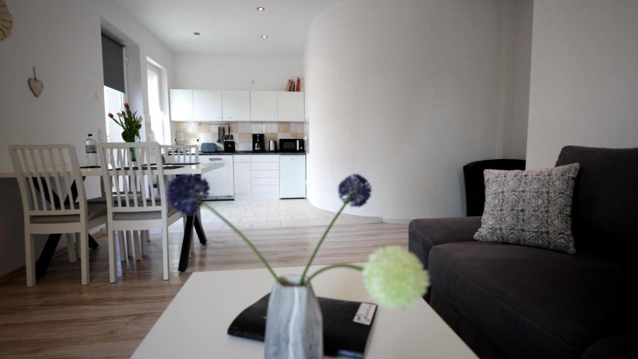 Lovely Hohen Neuendorf Exterior foto